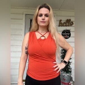 Women’s Wrap Front Tank Wooden Loop